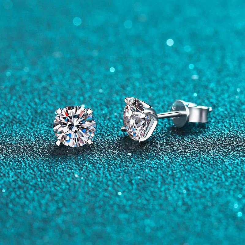 S925 Sterling Silver Earring Luxury VVS Moissanite Earrings Four-Claw Design